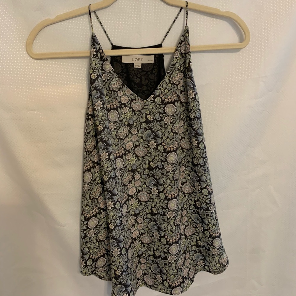 Sleeveless blouse by LOFT